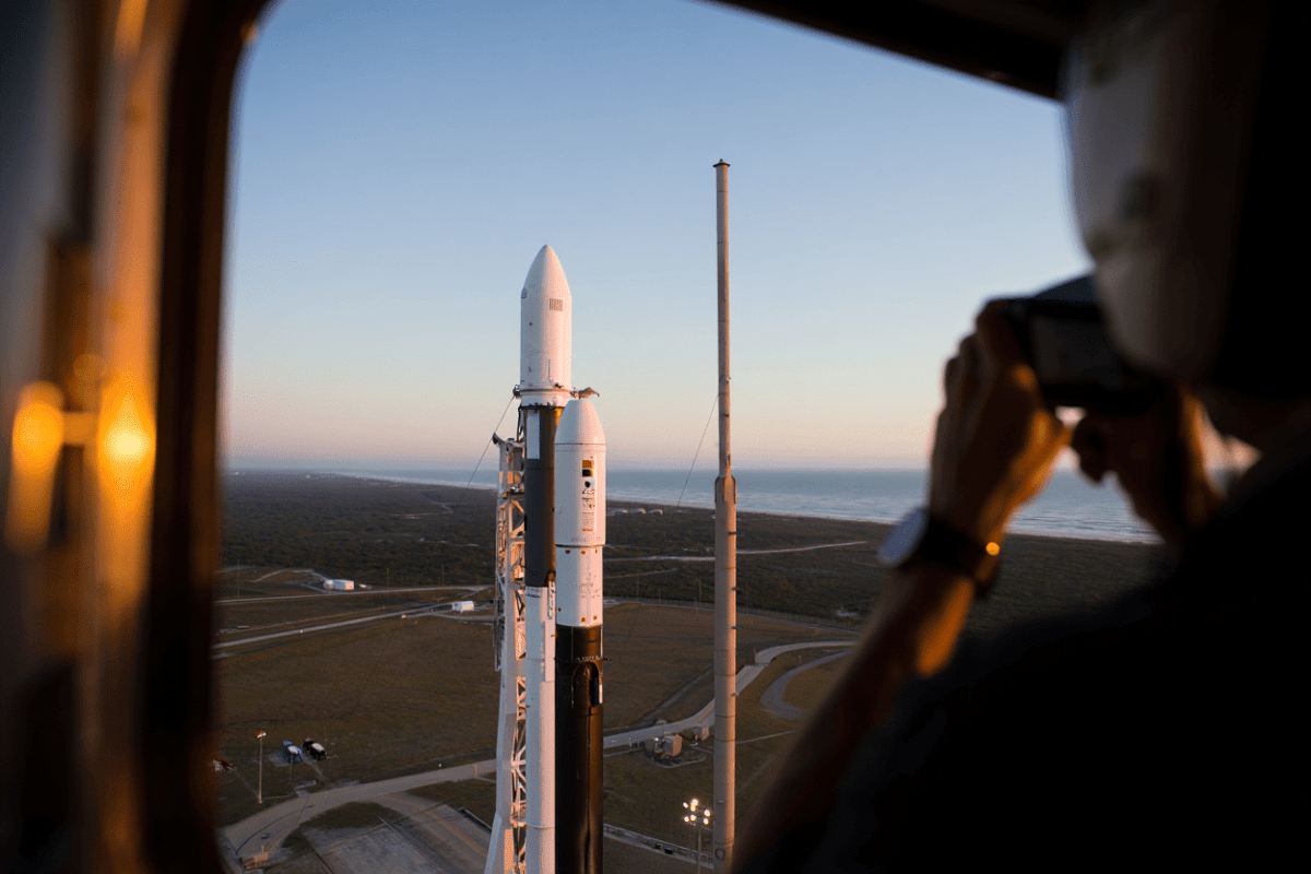 SpaceX targets Falcon 9 launch from California tonight with 24 Starlink satellites