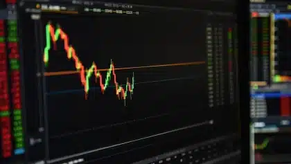Robinhood reports Q2 earnings tonight as stock tests support ahead of results