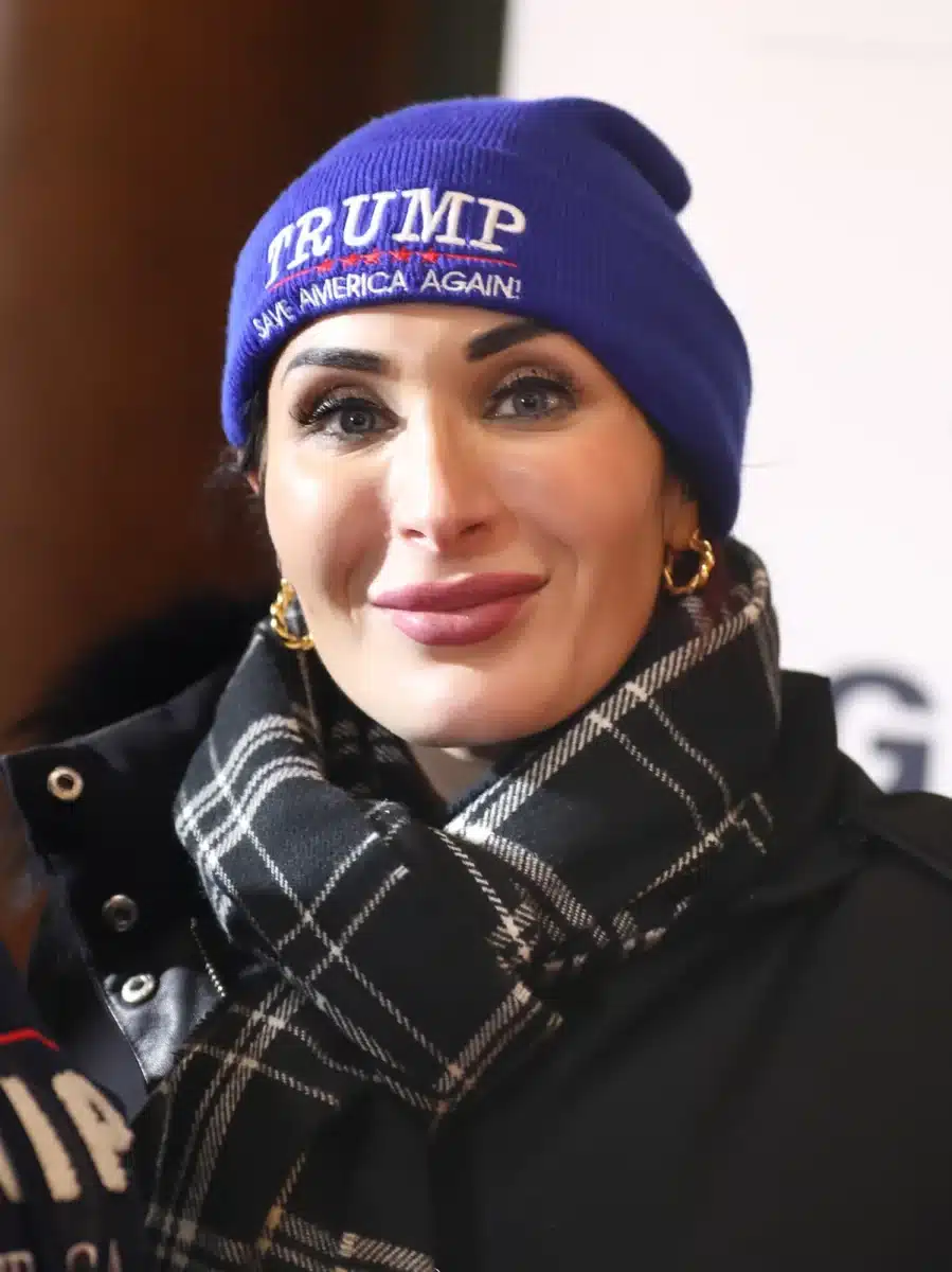 Laura Loomer meets Zelenskyy in Ukraine after reversing stance on war