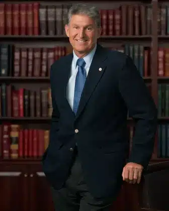 Manchin launches Independent Leadership Council to elect independents
