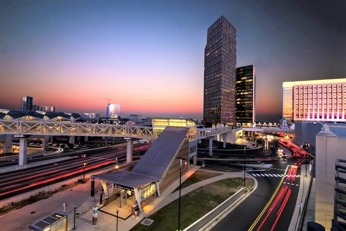 Northern Virginia data center disconnect causes 3 GW power loss on PJM grid