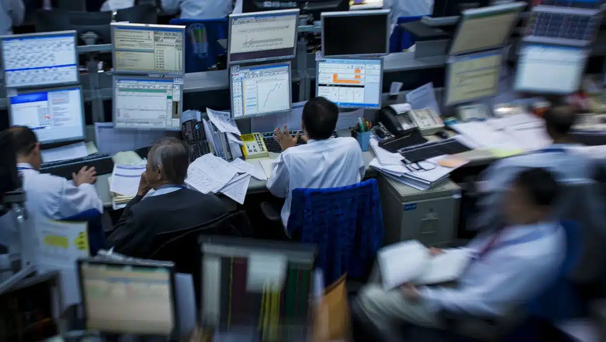 US Treasury notifies banks of potential yen market intervention Friday