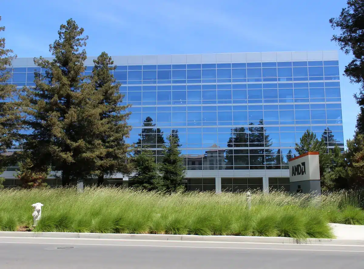 AMD stock surges 9% on strong AI spending signals ahead of earnings