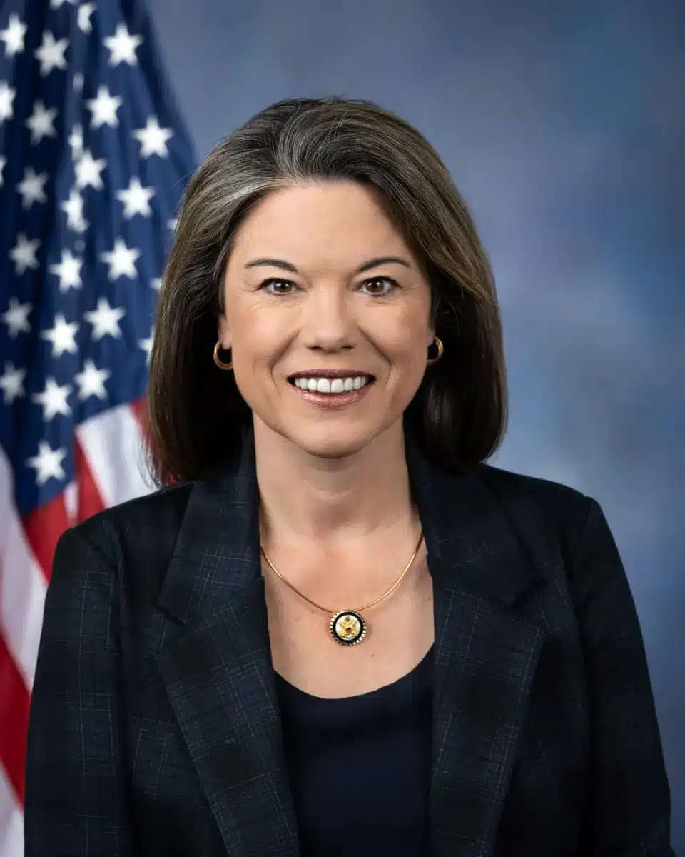 Angie Craig faces Peggy Flanagan in Minnesota Democratic Senate primary today