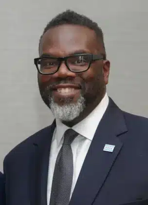 Brandon Johnson breaks ground on O'Hare Concourse E expansion later this year