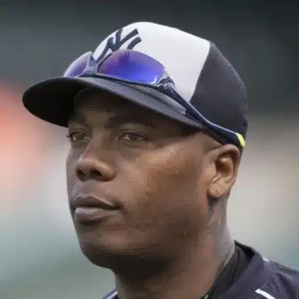 Aroldis Chapman locks in $13M deal for 2027 after hitting 40-inning mark