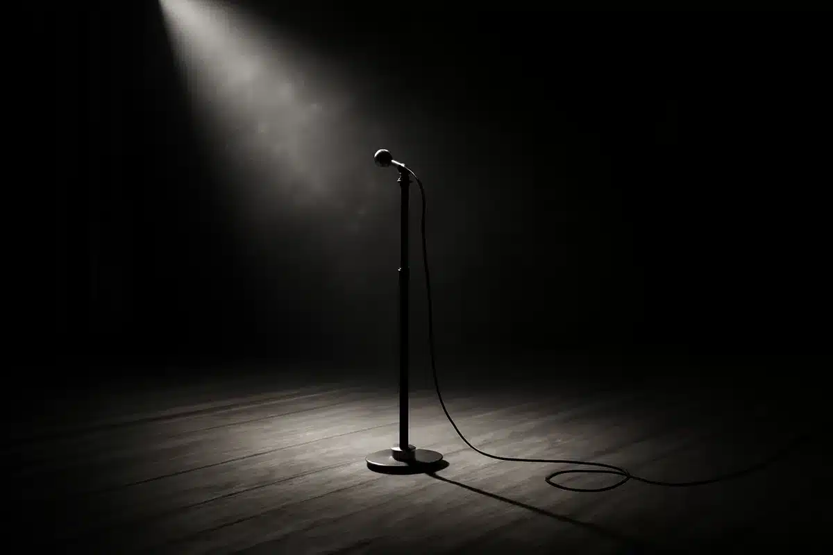 Guo Degang under investigation for altering communist song lyrics