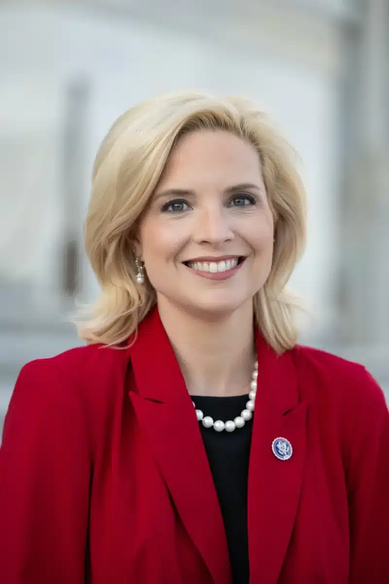 Hinson launches Iowa Senate ad attacking Turek over missed votes