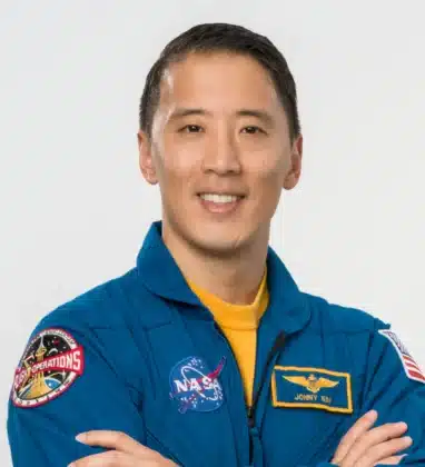 Jonny Kim leaves NASA after 9 years to return to Navy duty