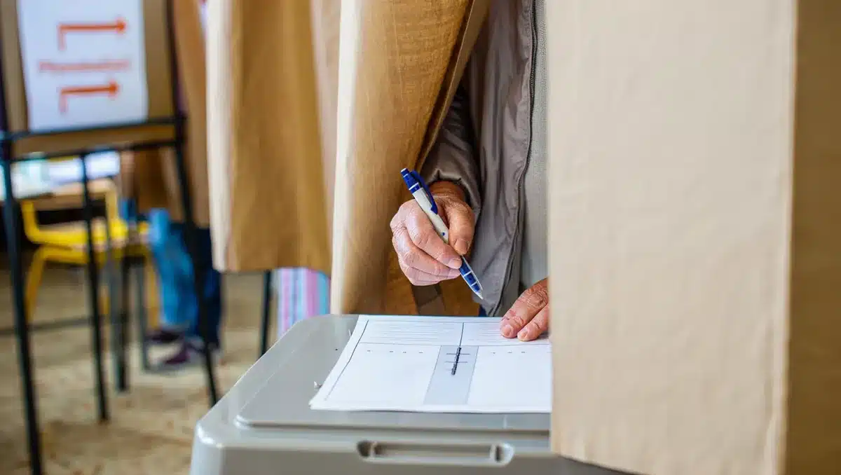 Missouri voters reject income tax elimination in primary election