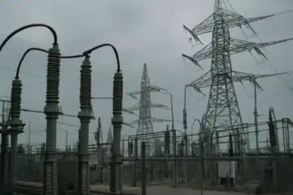 US power grid at risk of 18-month blackout, expert warns