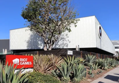 Riot stock surges 25% after Anthropic signs $9.1B data center deal