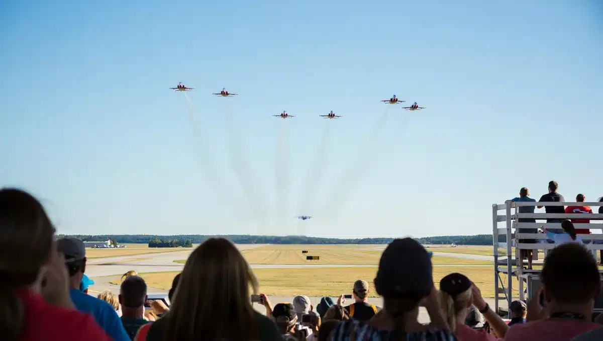 Rochester air show takes flight this weekend with Thunderbirds, F-35B demo