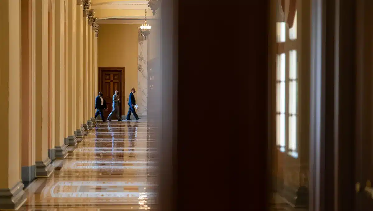 Senate GOP reaches deal with Trump to defer voting bill after recess