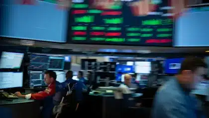 SMH semiconductor ETF holds steady as chip sector navigates volatility
