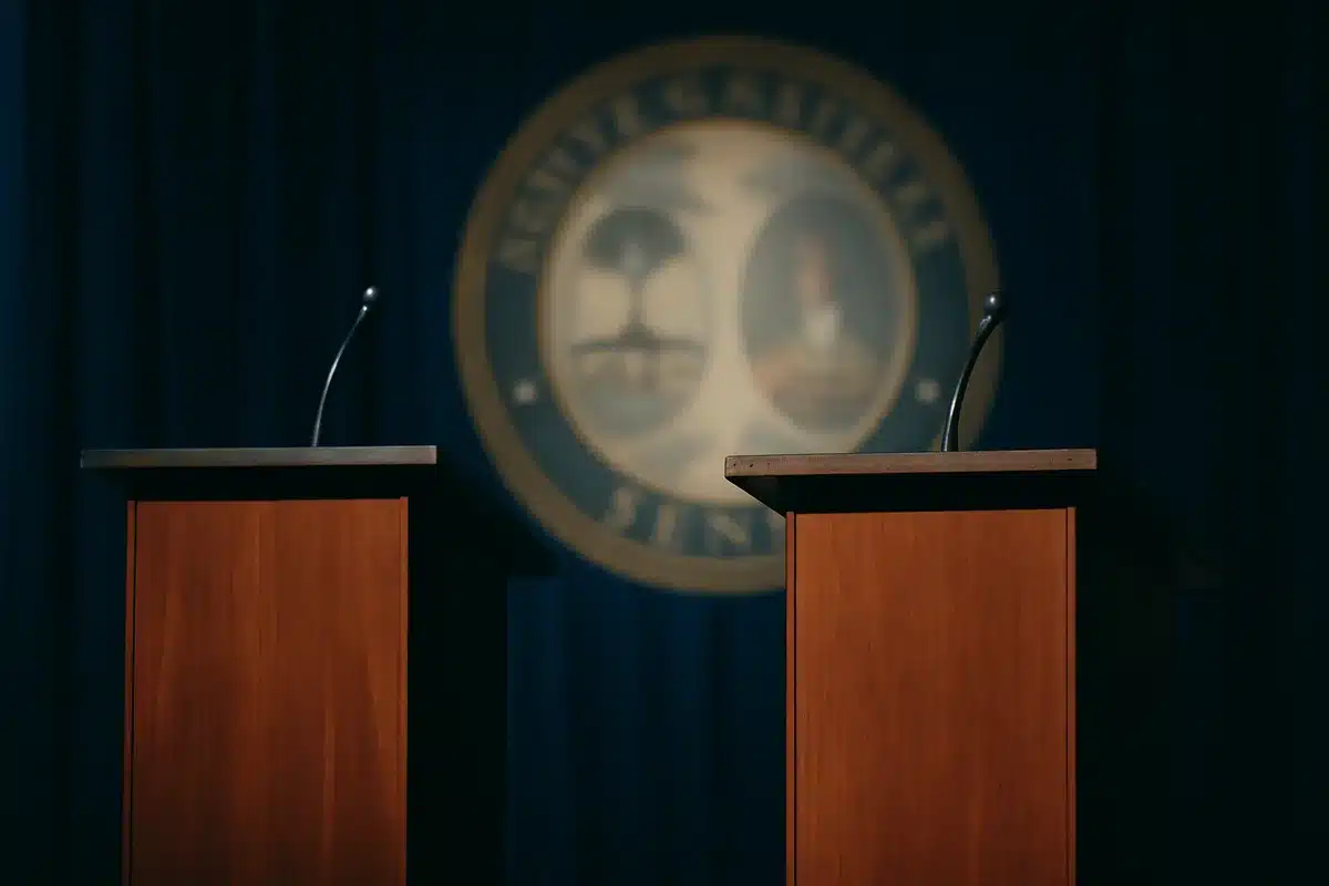 South Carolina Senate runoff between Graham and Norman set for tonight