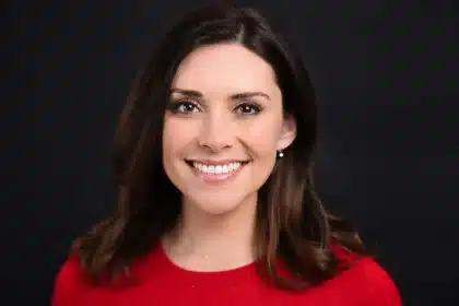 Tara Palmeri joins Bill Maher's roundtable on Real Time