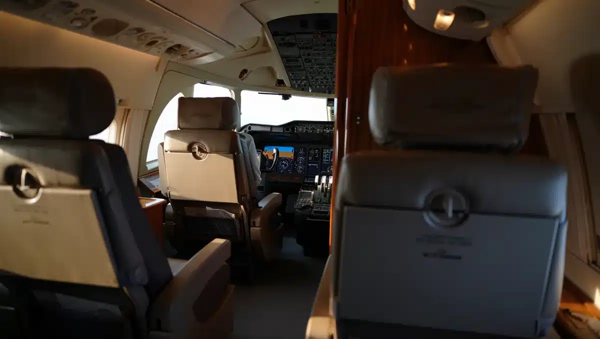 Trump explains Air Force One switch: "I go by Secret Service"
