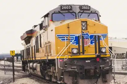 Union Pacific merger faces new opposition from shippers, rival railroads
