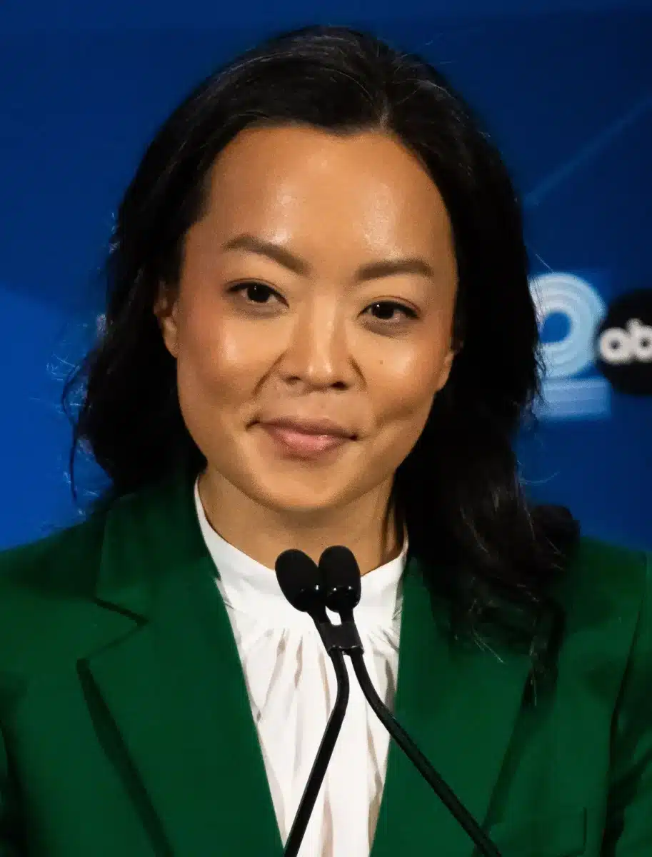 Wisconsin Democratic governor primary between Hong and Crowley too close to call