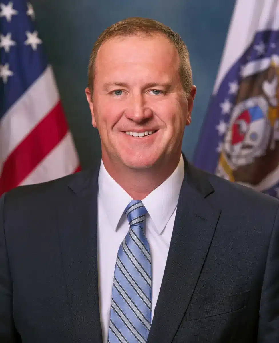 Eric Schmitt backs challenge to birthright citizenship, defends ICE operations