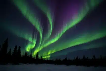 Geomagnetic storm hits Earth, aurora visible across northern US
