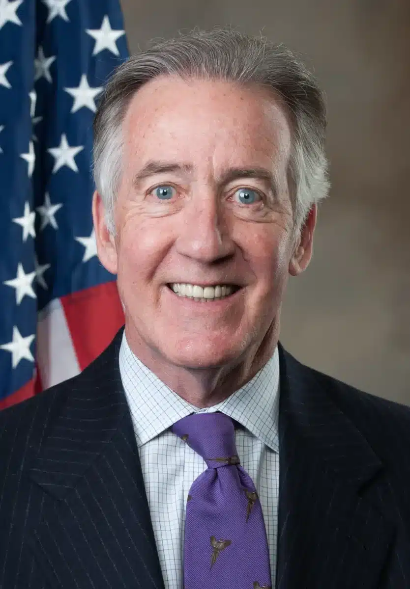Richard Neal defeats Jeromie Whalen in Massachusetts 1st District primary