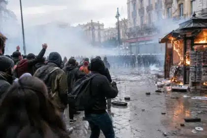 France: nationwide protests turn violent with clashes, looting and arrests